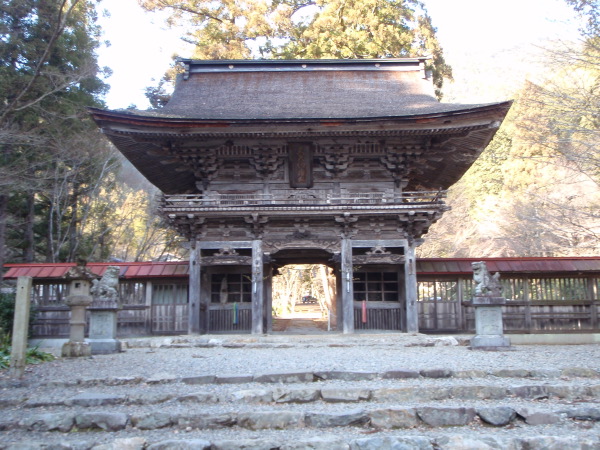 大矢田神社の廃仏毀釈を免れた楼門