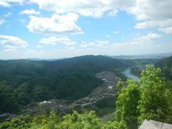 猿啄城展望台から木曽川下流方面