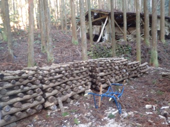 入山地の作業小屋