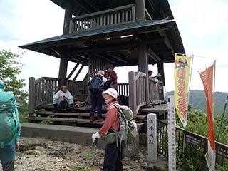 猿啄城展望台から木曽川上流方面