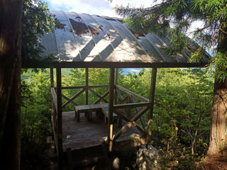 ＃６．東峰<br>
休憩小屋があり、ここからの眺望もナイスです